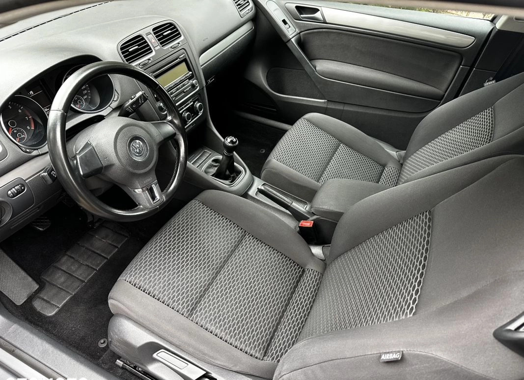 Volkswagen Golf cena 22900 przebieg: 202000, rok produkcji 2009 z Słupsk małe 781